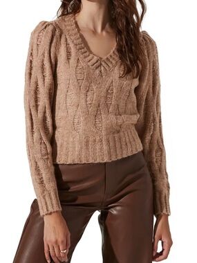 ASTR the label sweater